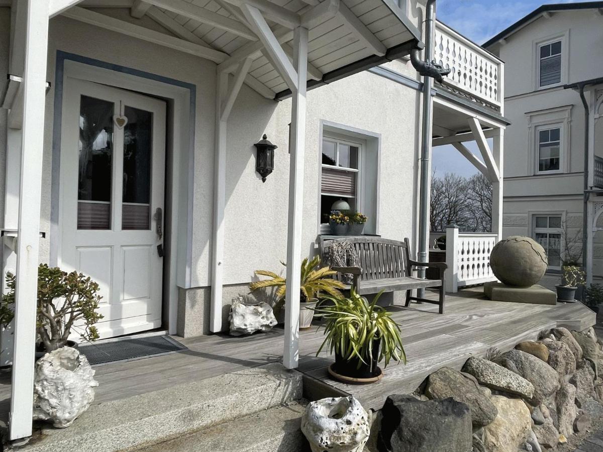 Villa Seestern - Ferienhaus Mit Meerblick Сасниц Екстериор снимка
