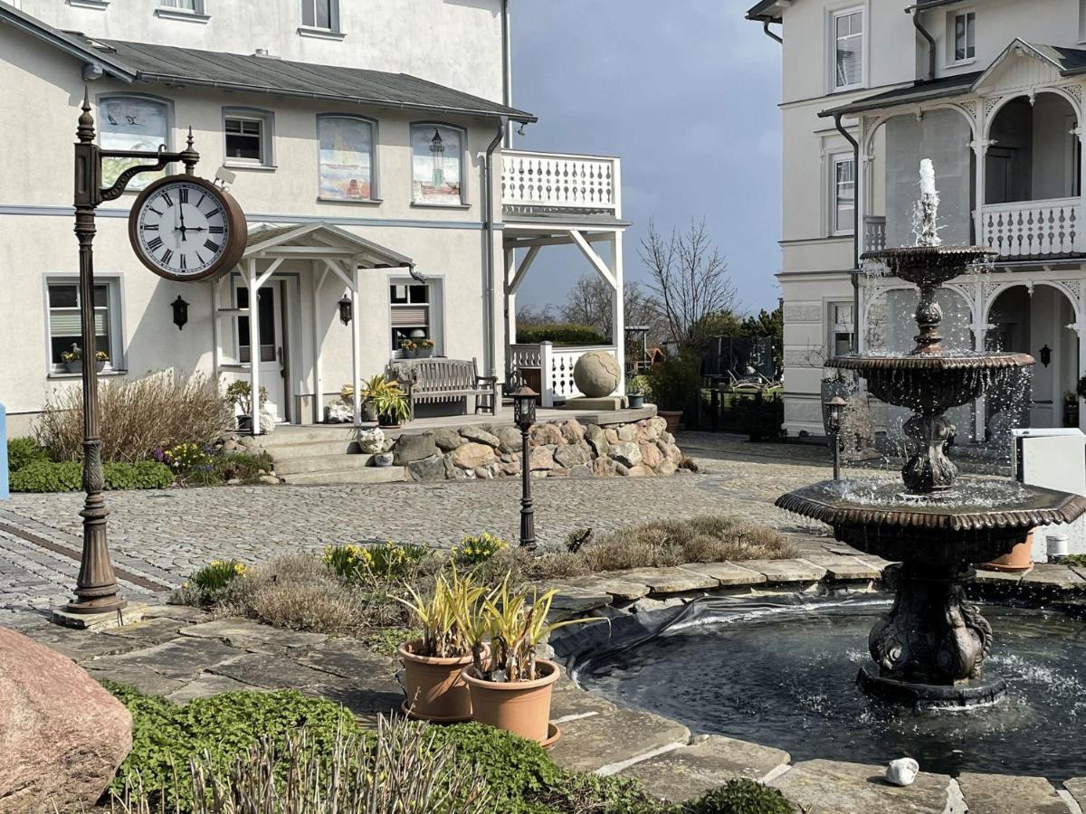 Villa Seestern - Ferienhaus Mit Meerblick Сасниц Екстериор снимка