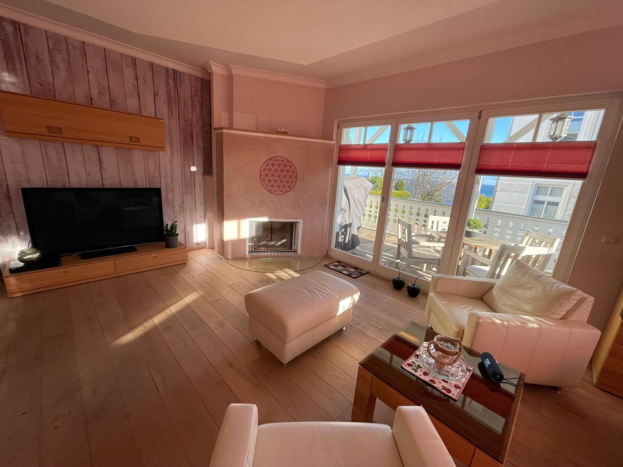 Villa Seestern - Ferienhaus Mit Meerblick Сасниц Екстериор снимка
